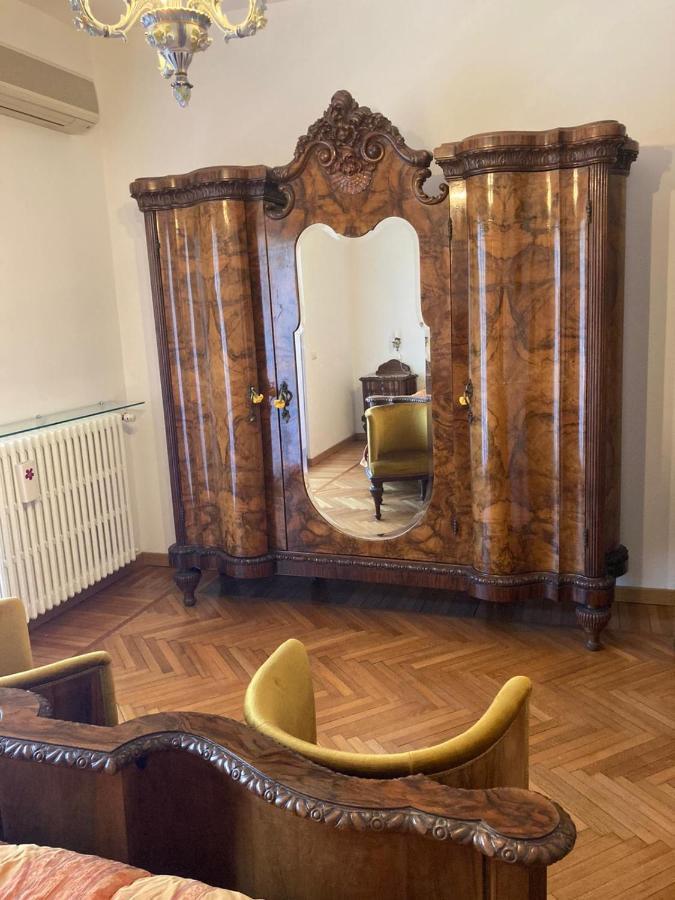Casa Vacanza A Limbiate Exteriör bild
