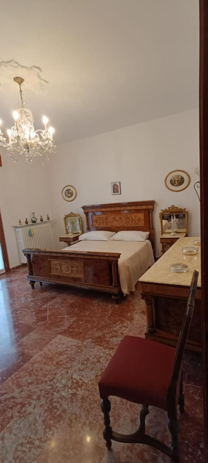 Casa Vacanza A Limbiate Exteriör bild